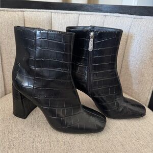 Charles By Charles David Black Croc-Pattern Ankle Booties